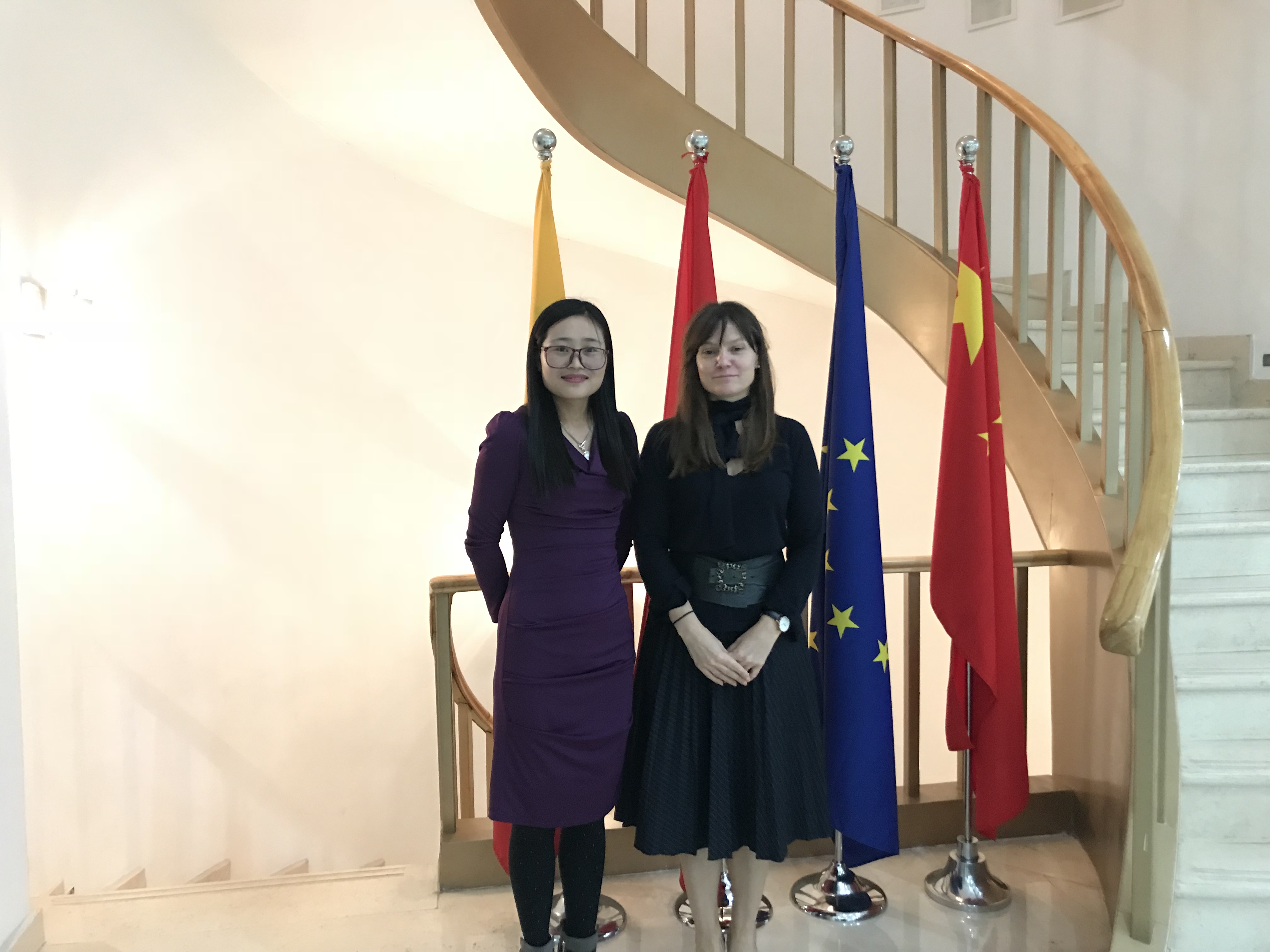 中国驻立陶宛大使馆暂停领事业务 - 国际 - 即时国际